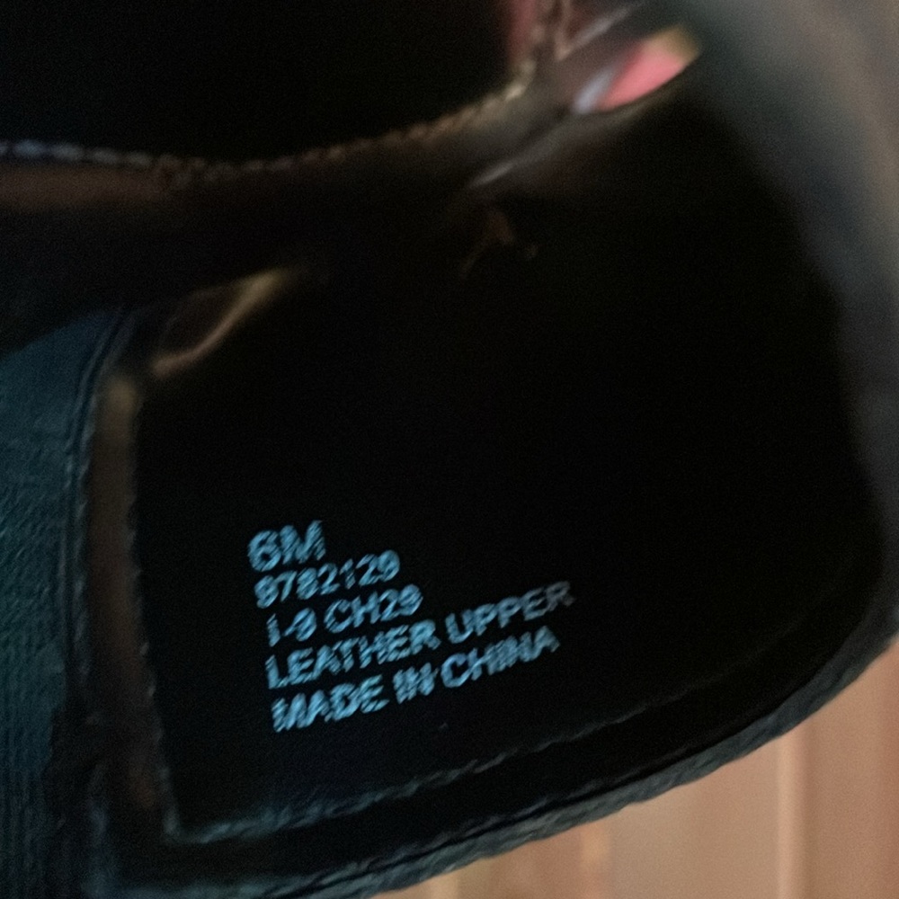 Sperry women’s black Leather Slide Sandals - Picture 5 of 7